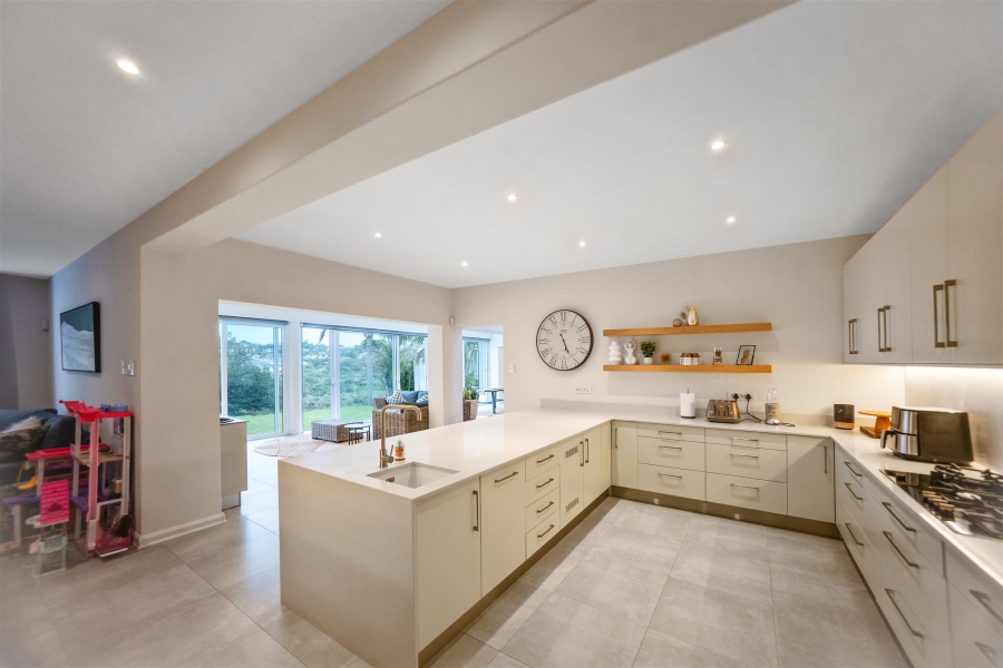 4 Bedroom Property for Sale in Nahoon Eastern Cape